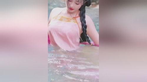 比心小雪吃瓜视频大全,盘点热门娱乐瞬间