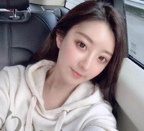 沫子塌房视频在线看吃瓜,吃瓜群众热议,真相究竟如何?